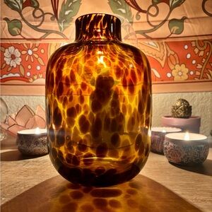 Everyday Decor Speckled Amber Glass Bottle Neck Vase